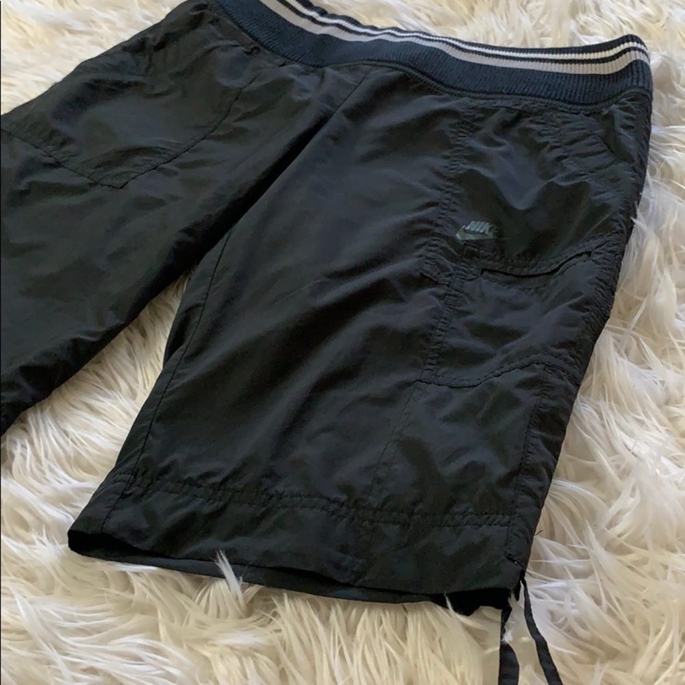 Nike Cargo Athletic Shorts - S - Picture 3 of 10
